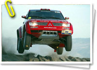 Auto en competencia Rally Dakar Argentina Chile