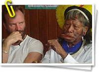 Sting y cacique Raoni